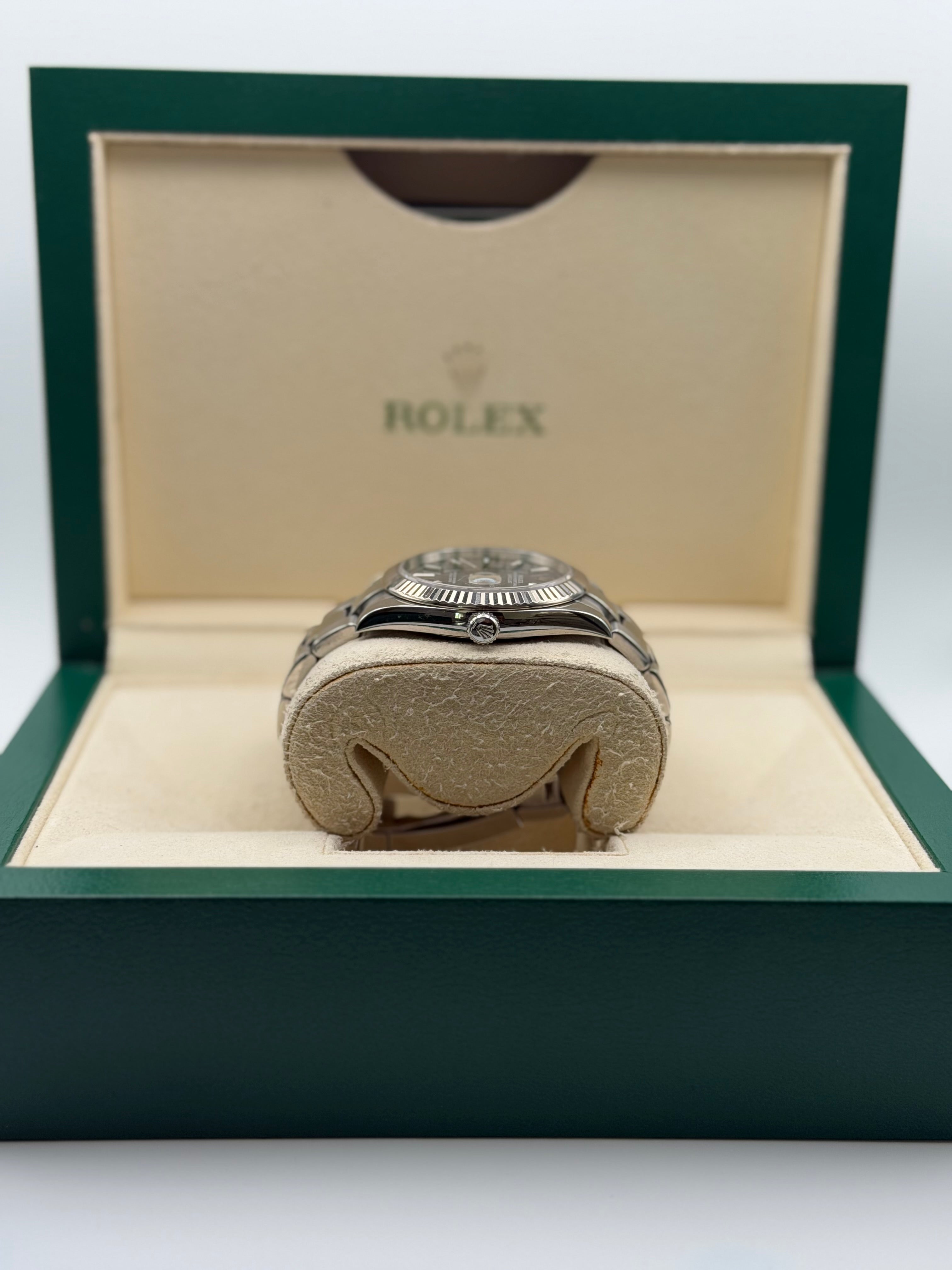 2019 Rolex Datejust 41mm Ref. 126334 | Sunburst Blue Stick Dial | Full Set |